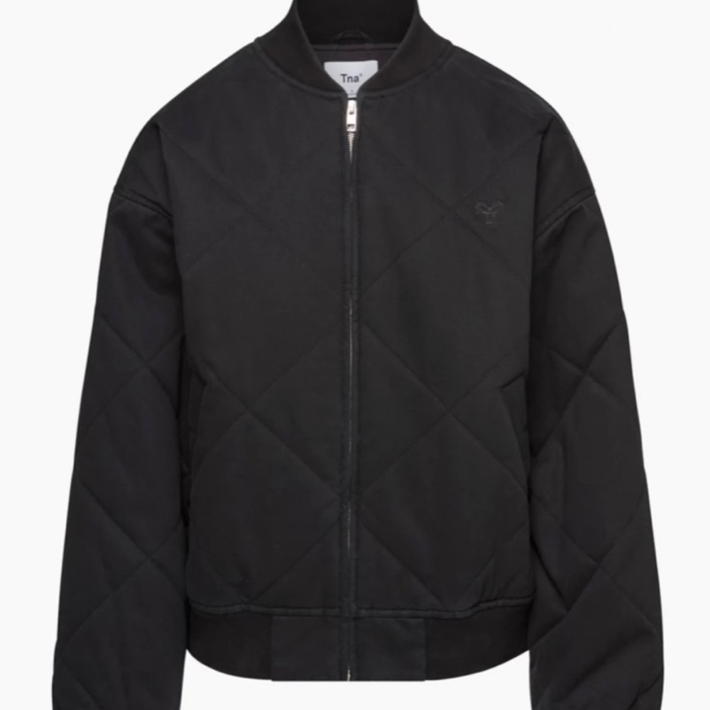 NWOT Aritzia TNA Quilted Bomber Jacket